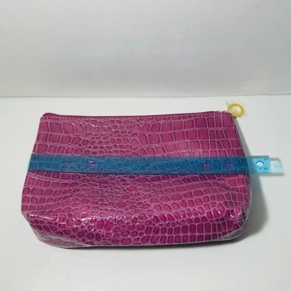 Estee Lauder Maroon Reptilian Makeup Bag NWOT